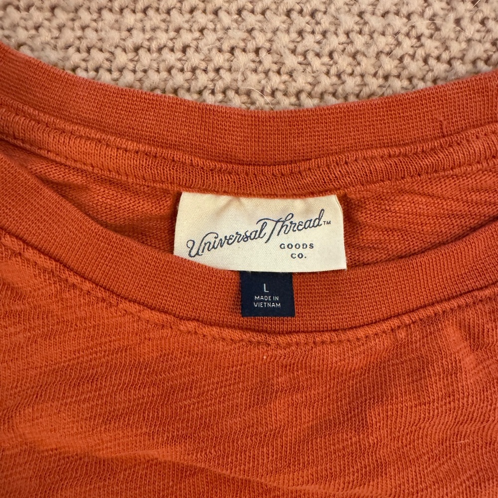 Universal Thread Rust Textured Top - Picture 4 of 6